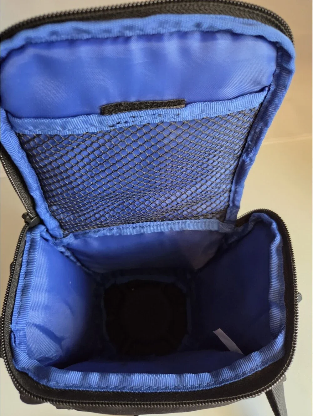 Case Logic SLR Zoom Camera & Lens Holster Bag w/ Hard Bottom And Strap SC4